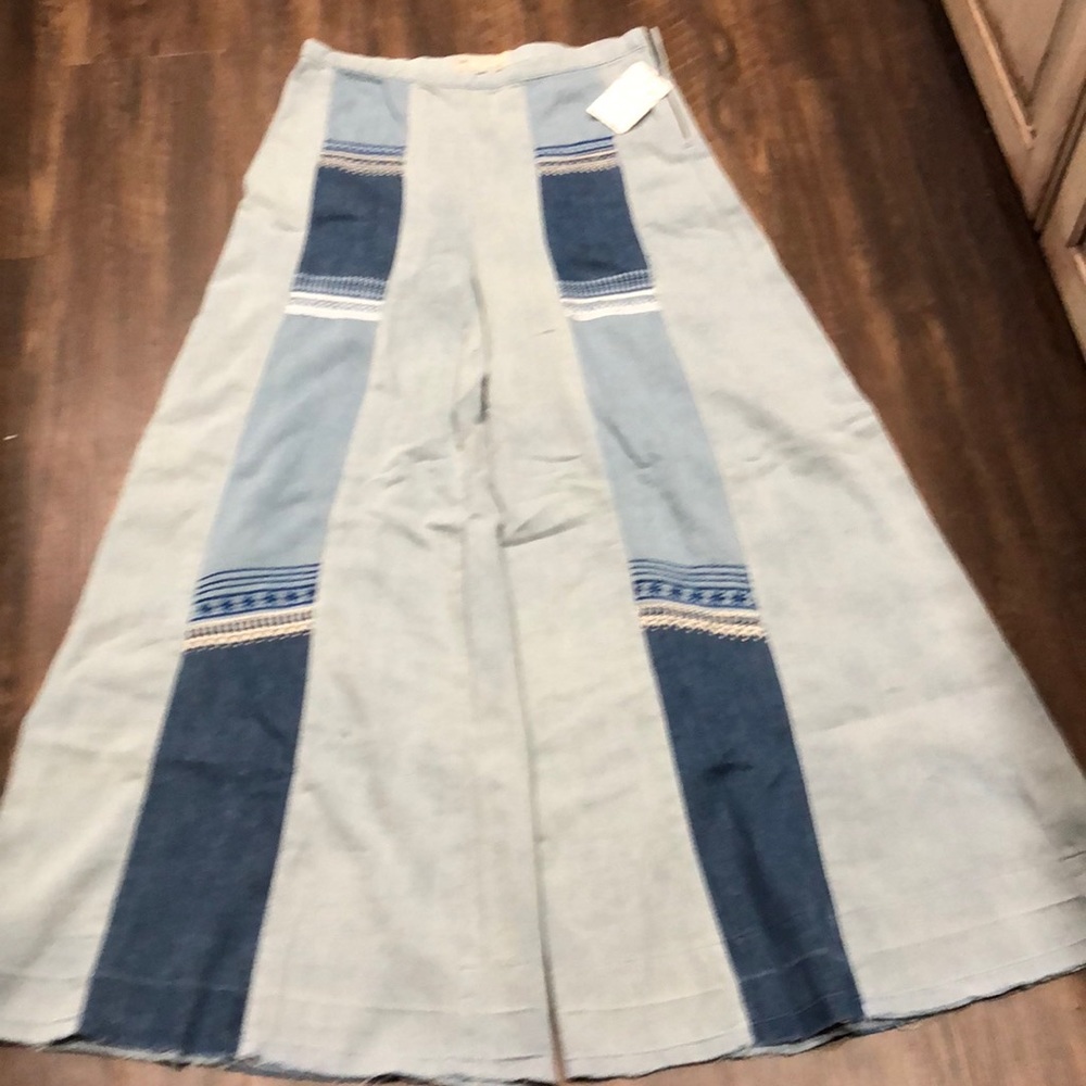 Free People Jeans Wide Leg Embroidered Side Zip - Picture 6 of 8